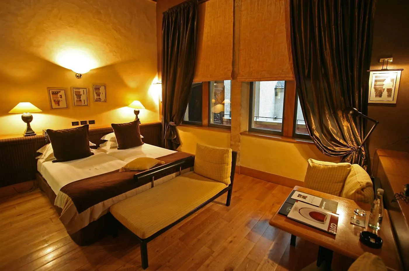 Cour Des Loges Lyon, A Radisson Collection Hotel  Lyon