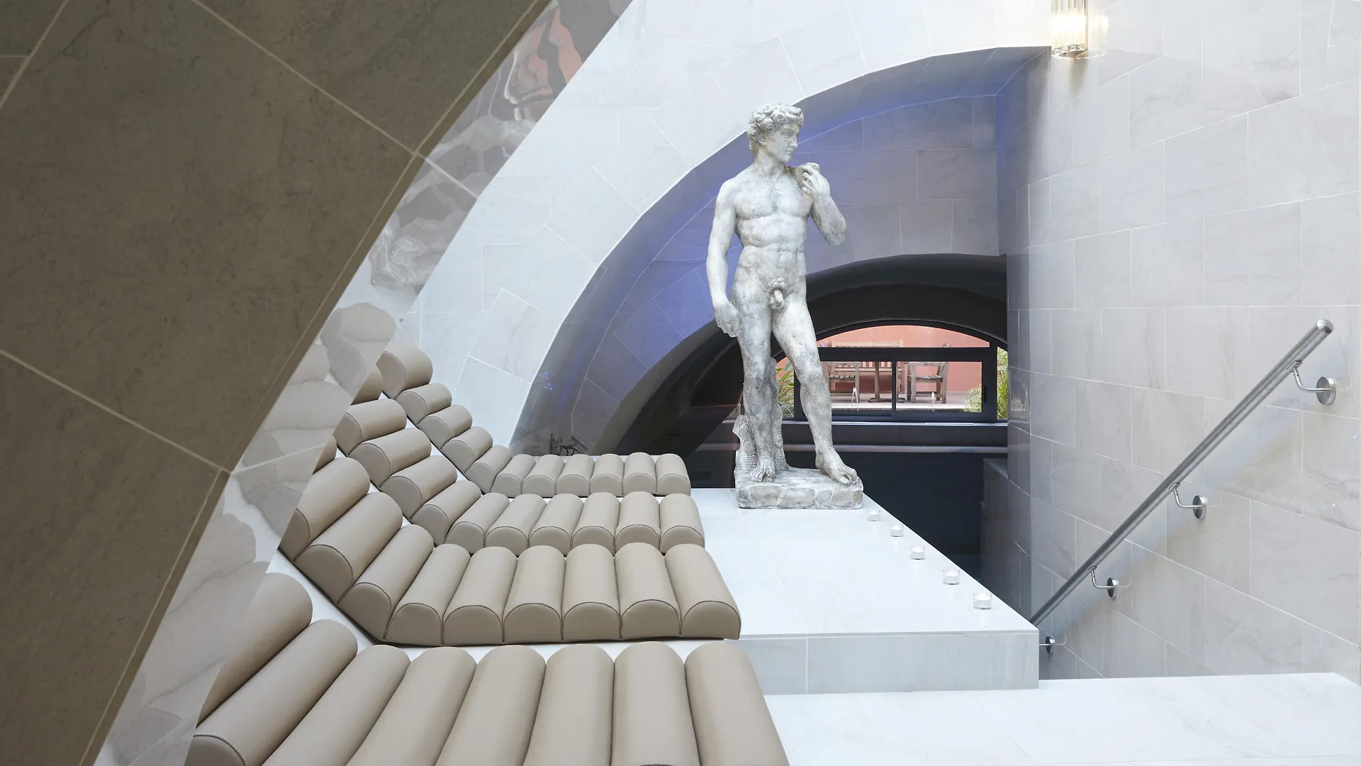 Cour Des Loges Lyon, A Radisson Collection Hotel