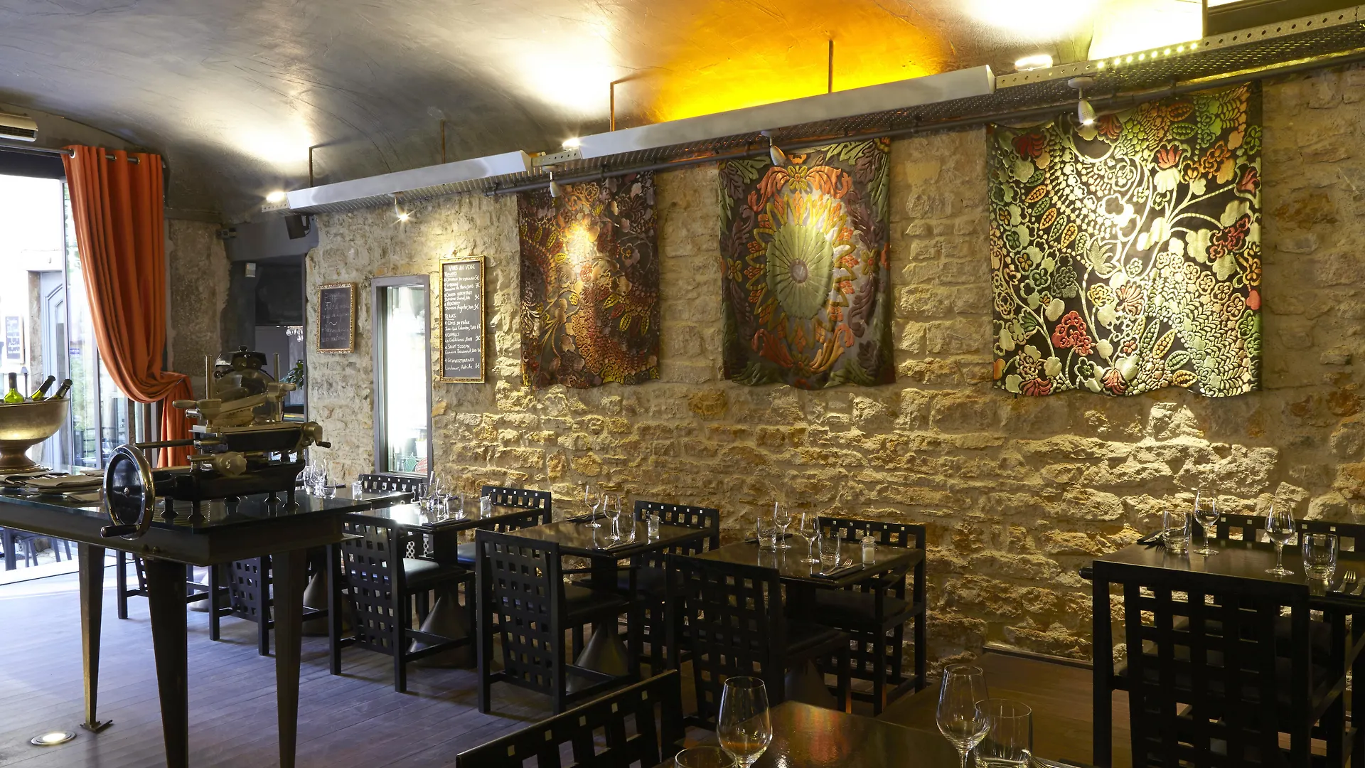Cour Des Loges Lyon, A Radisson Collection Hotel