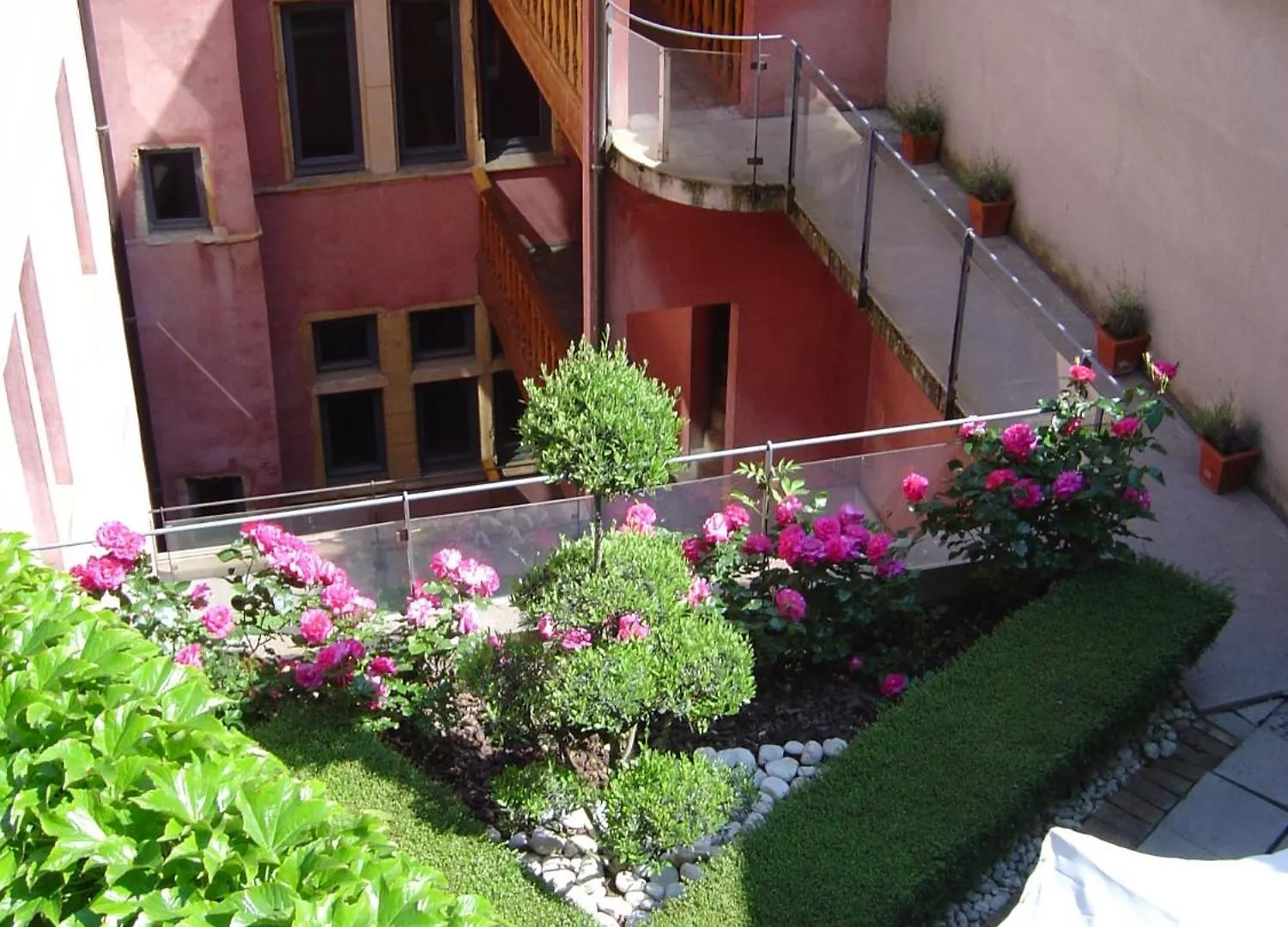 Cour Des Loges Lyon, A Radisson Collection Hotel 5*, Lyon Frankrike