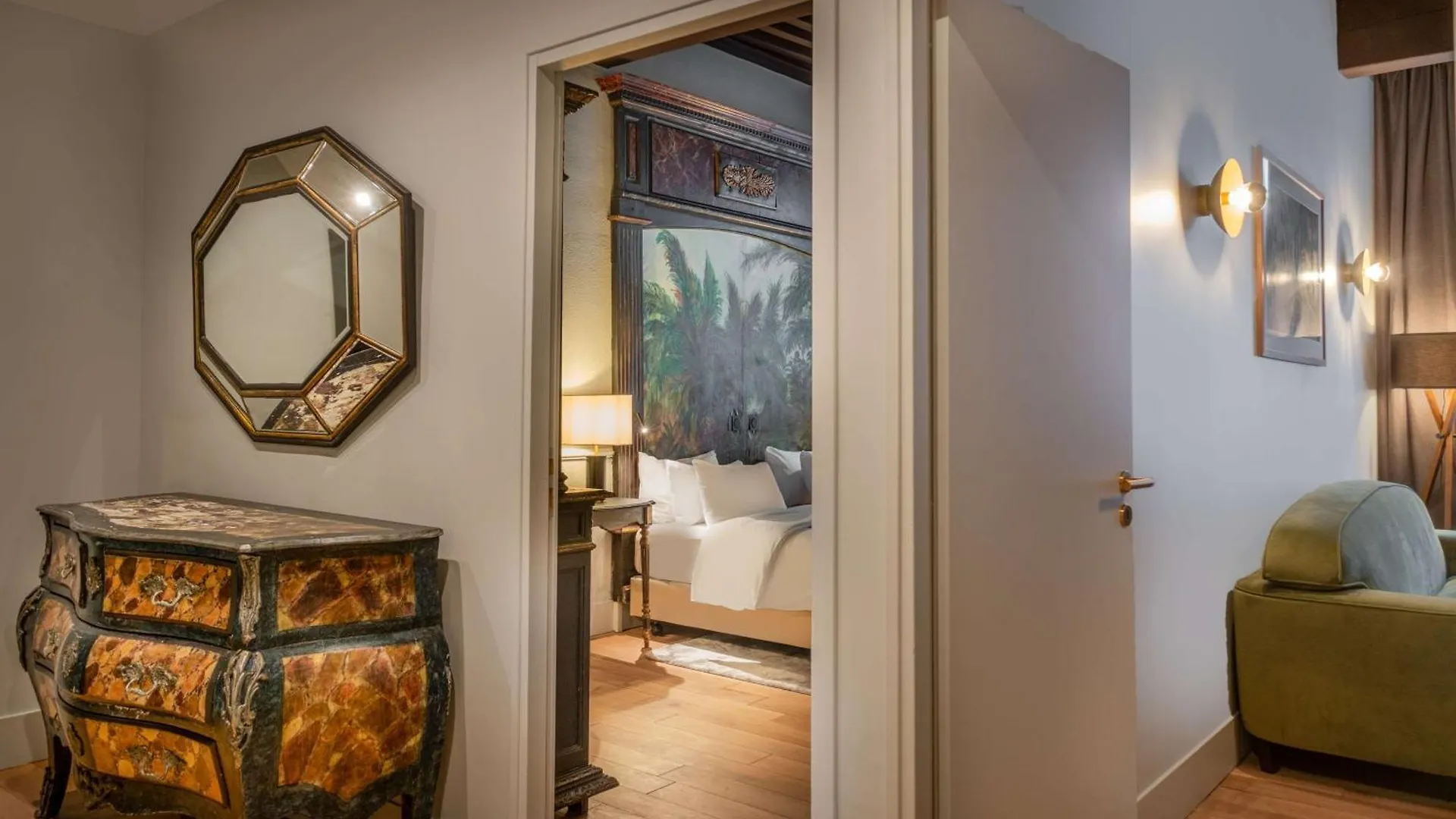 Cour Des Loges Lyon, A Radisson Collection Hotel
