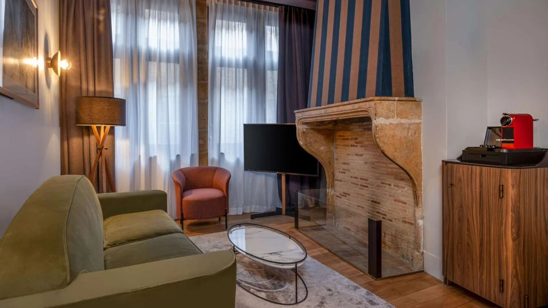 *****  Cour Des Loges Lyon, A Radisson Collection Hotel Frankreich