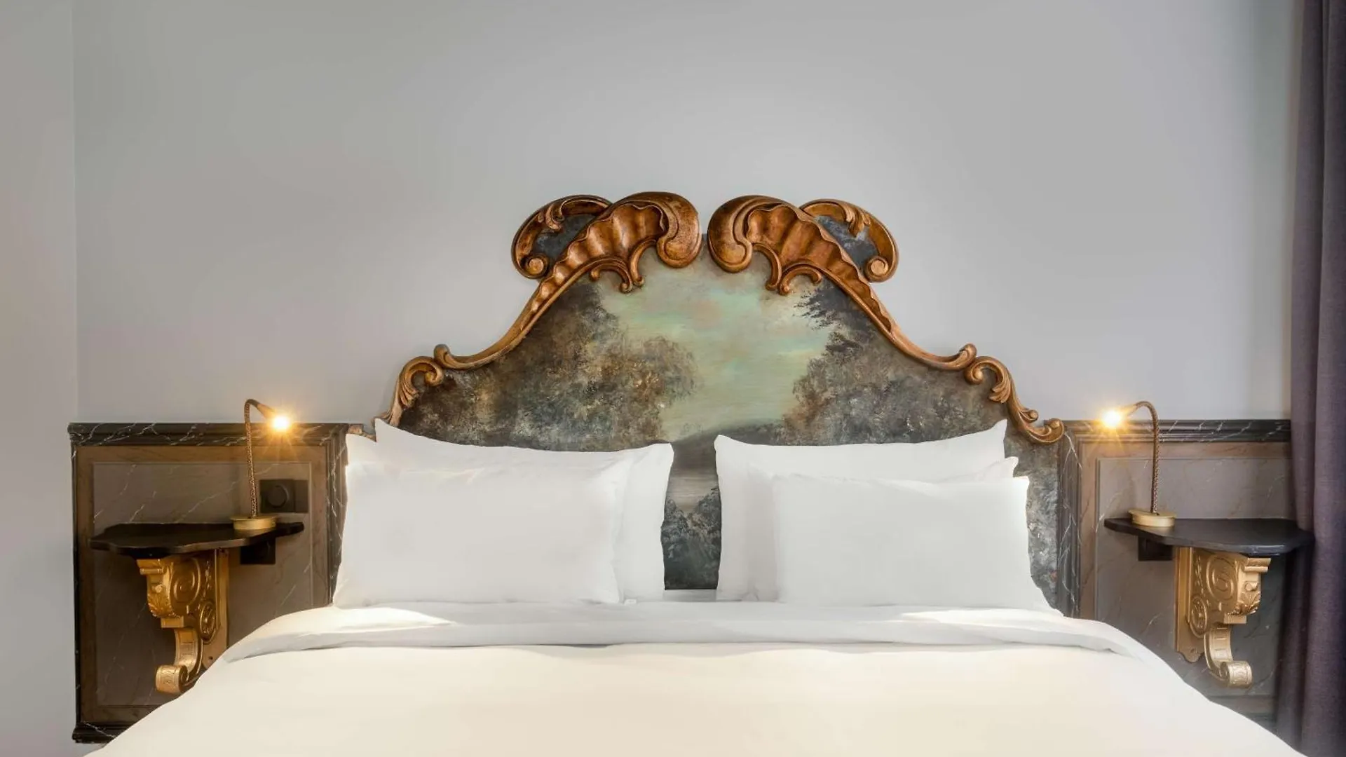 Cour Des Loges Lyon, A Radisson Collection Hotel  Lyon