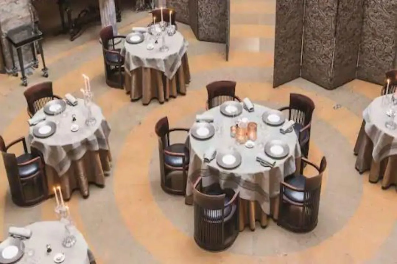 *****  Cour des Loges Lyon, a Radisson Collection Hotel France