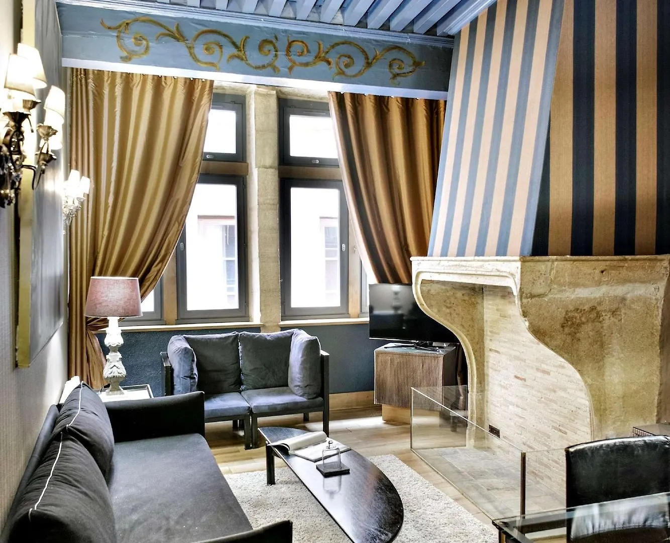 Cour des Loges Lyon, a Radisson Collection Hotel 5*, Lyon France