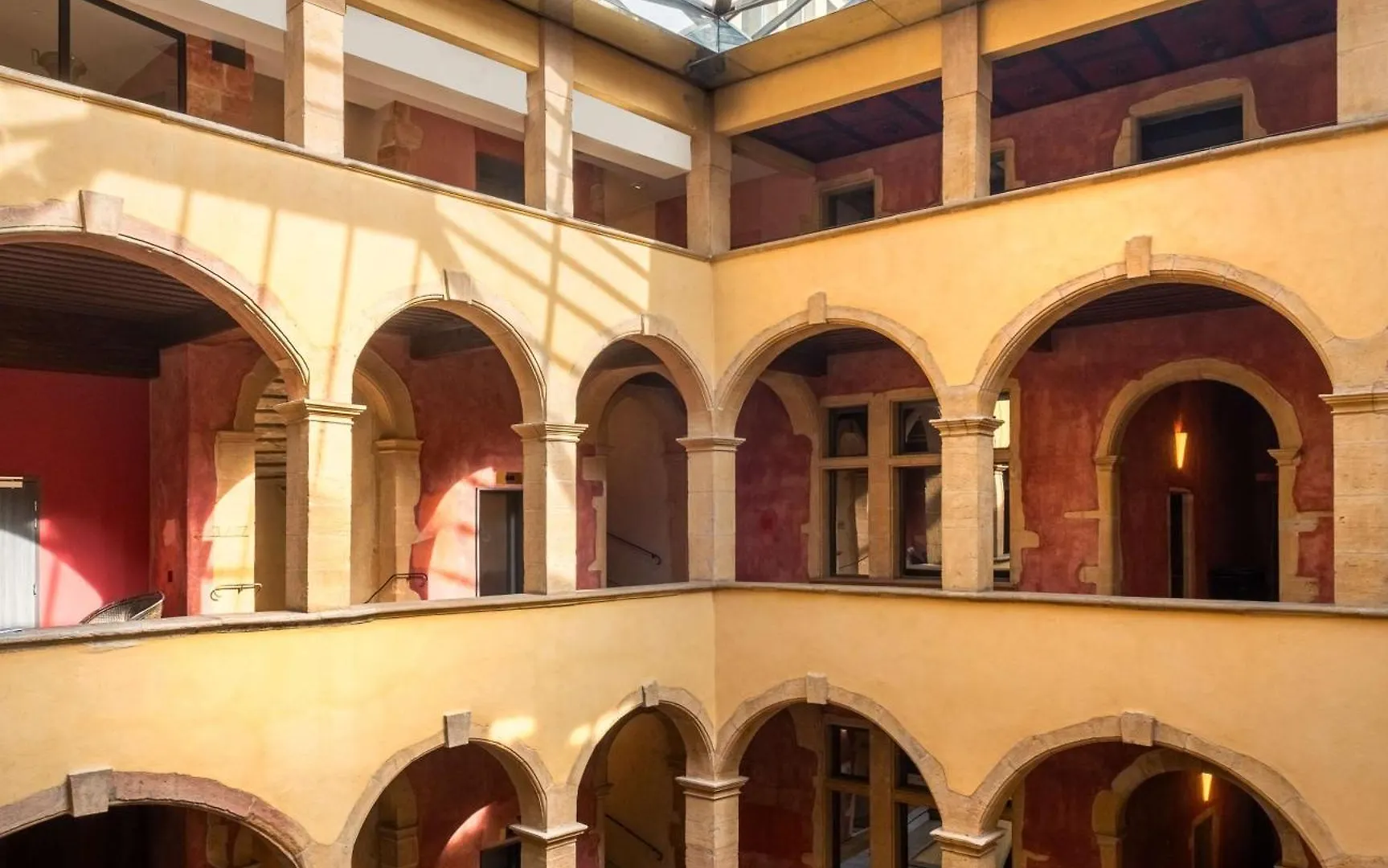 Cour Des Loges Lyon, A Radisson Collection Hotel 5*, Lyon France